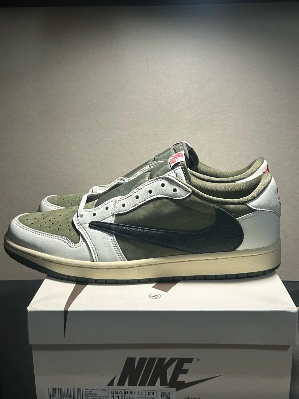 Travis Scott x Jordan Air Jordan 1 low Medium Olive size 11.5